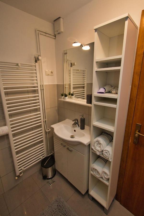 Apartment Zizi Omiš Eksteriør billede