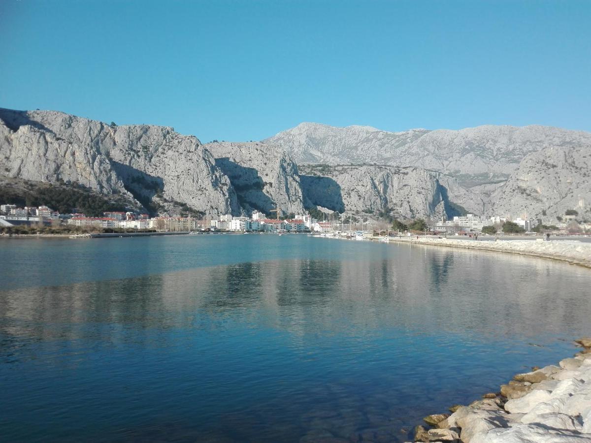 Apartment Zizi Omiš Eksteriør billede